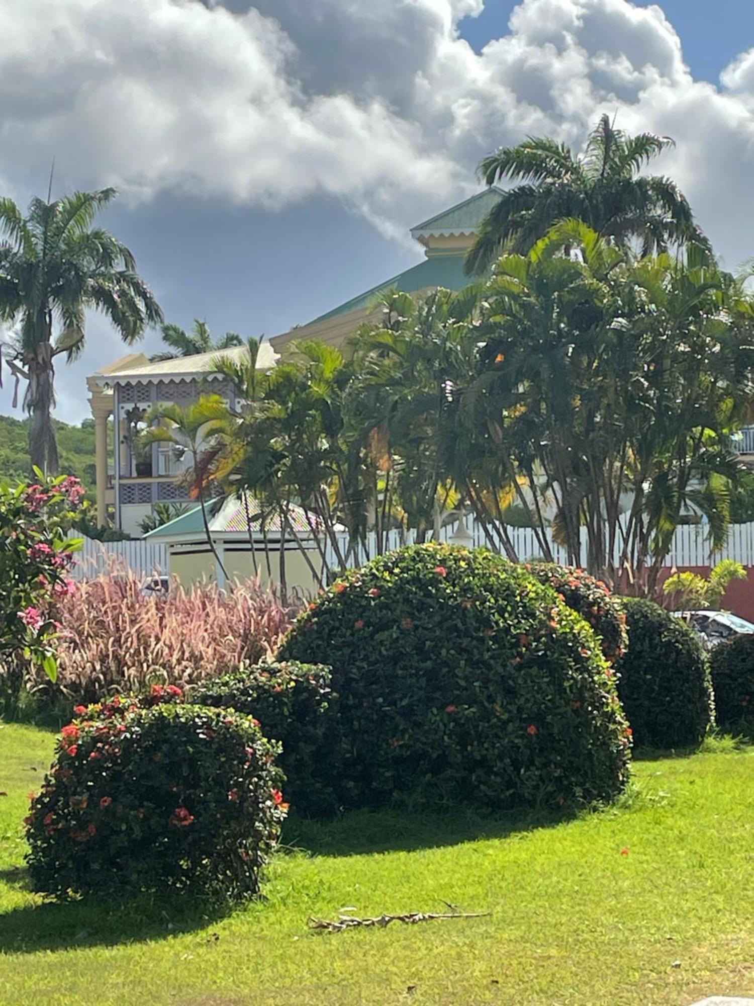 Studio Hibiscus Anse Des Rochers Saint Francois Экстерьер фото
